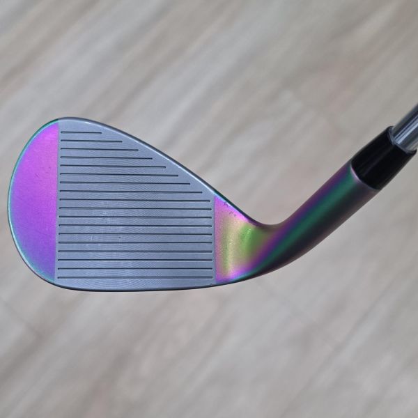 二手近新品kasco DW-123(Dolphin Wedge) ʀᴀɪɴʙᴏᴡ(彩虹漸變版) 60/7°挖起桿 搭配Dynamic Gold Spinner ᴡᴇᴅɢᴇ ᴛᴏᴜʀ ɪꜱꜱᴜᴇ 128 W桿身 