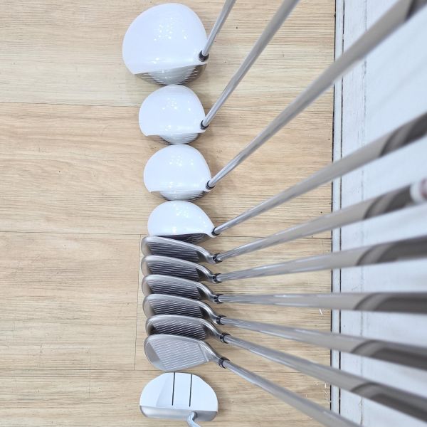二手近新品 女生 女用PRGR sweep ᴍ-𝟣𝟧 11.5°/18°/24°/29° 開球木桿/4號球道木桿(𝟣𝟧𝟢)/7號球道木桿(𝟣𝟥𝟢)/6號小雞腿(𝟣𝟣𝟢)/7-S(共6支)鐵桿組 搭配M-30 39/40/37/38/43-39 L桿身+ᴘᴛ-𝟣𝟧 32"推桿 9成新近全新(共11支) 搭配全新類牛仔布腳架式球袋 
