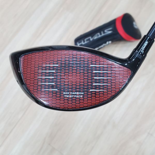 二手美品TaylorMade STEALTH 10.5°開球木桿 搭配原廠TENSEI ʀᴇᴅ TM50 57 S桿身 