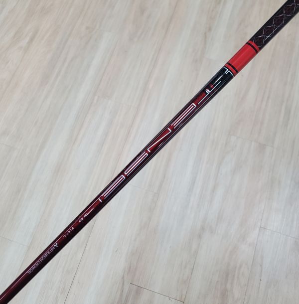 二手超美品 女生 女用TaylorMade STEALTH 28° 7號鐵桿 搭配TENSEI ʀᴇᴅ ᴛᴍ𝟦𝟢 47 L桿身 