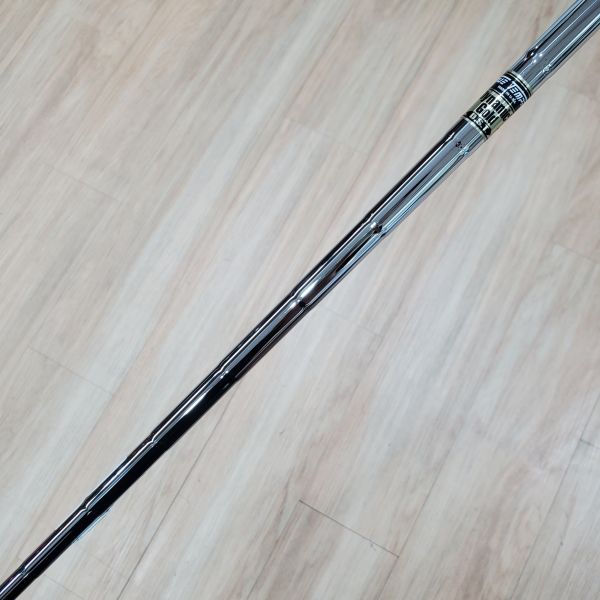 二手近新品SRIXON Z-ꜰᴏʀɢᴇᴅ 33° 7號鐵桿 搭配Dynamic Gold  S200 ᴅ.ꜱ.ᴛ. 112 S桿身 