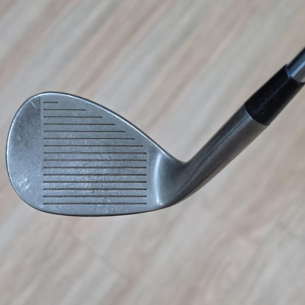 二手品Mizuno ᴍᴘ R ꜱeries ʙʟᴀᴄᴋ ɴi 52/07°挖起桿 搭配Dynamic Gold 124 W桿身 