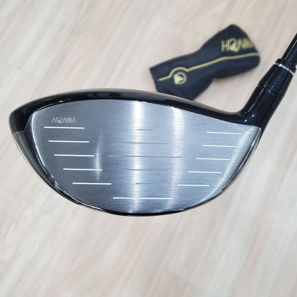 二手美品HONMA ᴛ//ᴡᴏʀʟᴅ TR20 𝟦𝟨𝟢 9.5°開球木桿 搭配VIZARD ᴛʀ𝟤𝟢-𝟧𝟢 54 S桿身 