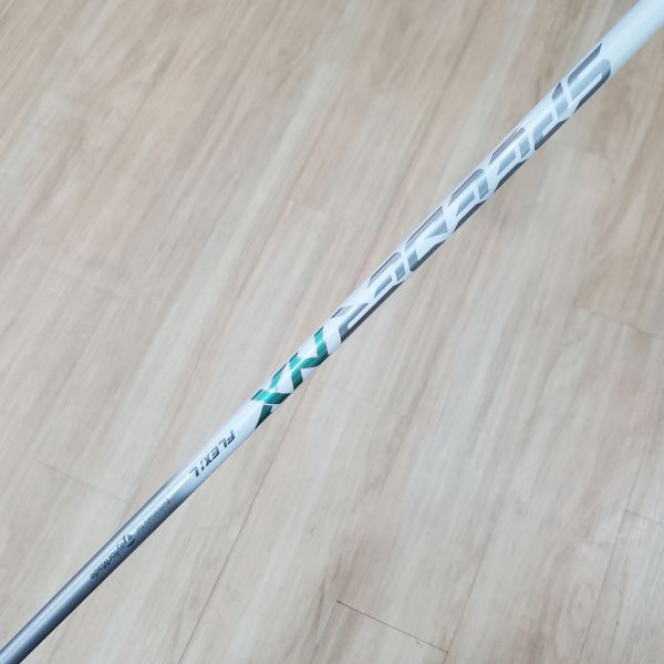 二手近新品 女生 女用TaylorMade ꜱᴛᴇᴀʟᴛʜ GLOIRE 24° 5號小雞腿 搭配SPEEDER NX 48 L桿身 