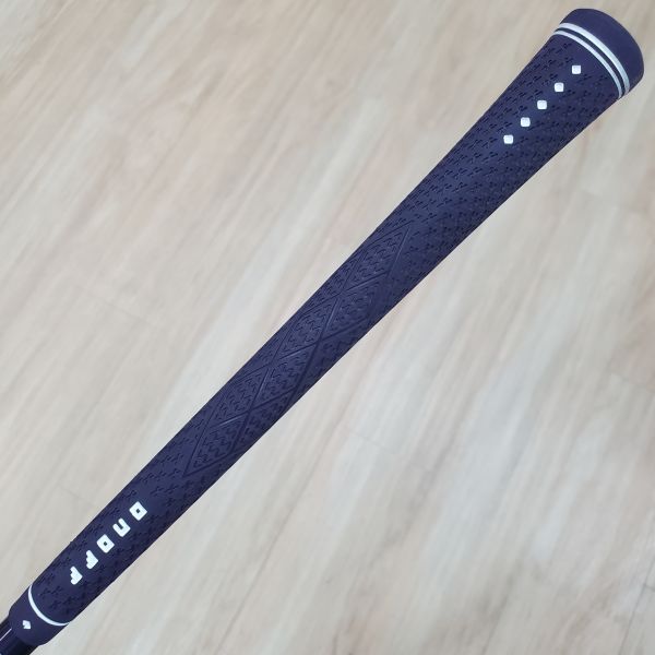 二手近新品 女生 女用ONOFF(23) 30° 7號鐵桿 搭配SMOOTH KICK LP-423I 47 A桿身 