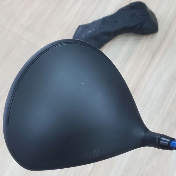 二手超美品cobra(24) DARK ꜱᴘᴇᴇᴅ ᴍᴀx(防右曲球版) 10.5°開球木桿 搭配特注BASILÉUS  Tri:Spada 50 54.5 R桿身 