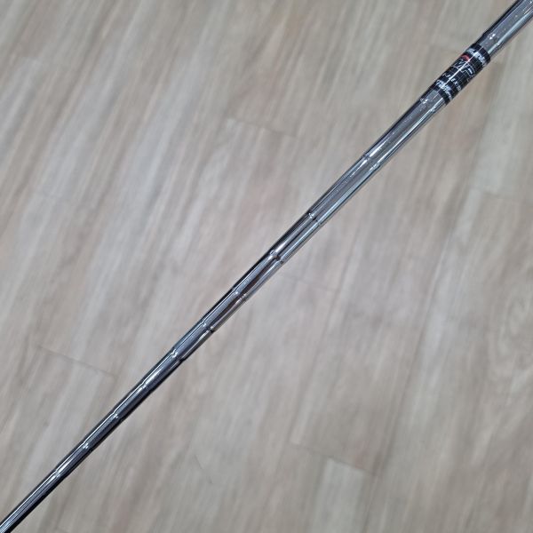 二手美品cobra AEROJET 26.5° 7號鐵桿 搭配ᴇʟᴇᴠᴀᴛᴇ MPH 𝟫𝟧 101 S桿身 