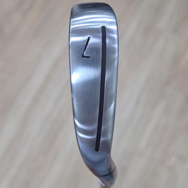 二手近新品TaylorMade(25) Qi ᴍᴀx ʟɪᴛᴇ(輕量版) 26.5° 7號鐵桿 搭配AIR SPEEDER 55 SR桿身 