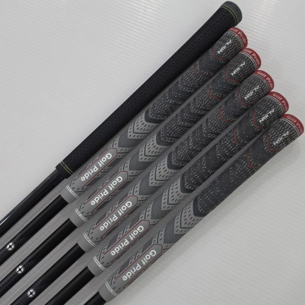 二手美品TaylorMade(25) Qi ɢᴜɴᴍᴇᴛᴀʟ ᴇᴅɪᴛɪᴏɴ 5-P(共6支)鐵桿組 搭配recoiʟ ᴅᴀʀᴛ 𝟨𝟧 ꜰ𝟥/特注、高階AXIOM 𝟩𝟧 VᴇʟᴏCᴏʀᴇ 64/78 R/S桿身 