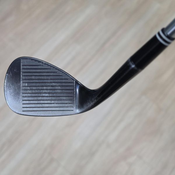 二手品Cleveland -RTX- 588 ʀᴏᴛᴇx 𝟤.𝟢 ʙʟᴀᴄᴋ ꜱᴀᴛɪɴ(曜黑版) 56/𝟪°挖起桿 搭配Dynamic Gold ꜱ𝟤𝟢𝟢 129 W桿身 