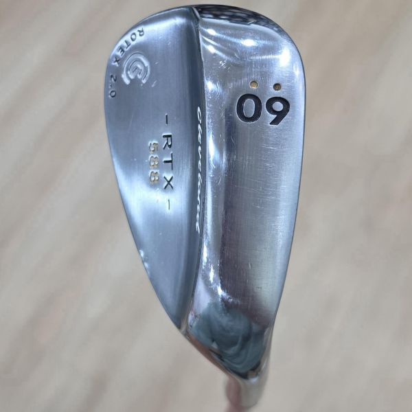 二手超美品Cleveland -RTX- 588 ʀᴏᴛᴇx 𝟤.𝟢 60/𝟣𝟢°挖起桿 搭配N.S.Pro 950 98 S桿身 