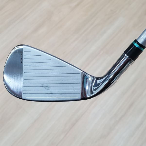 二手美品 女生 女用TaylorMade ꜱᴛᴇᴀʟᴛʜ GLOIRE 29° 7號鐵桿 搭配Speeder NX 51 A桿身 