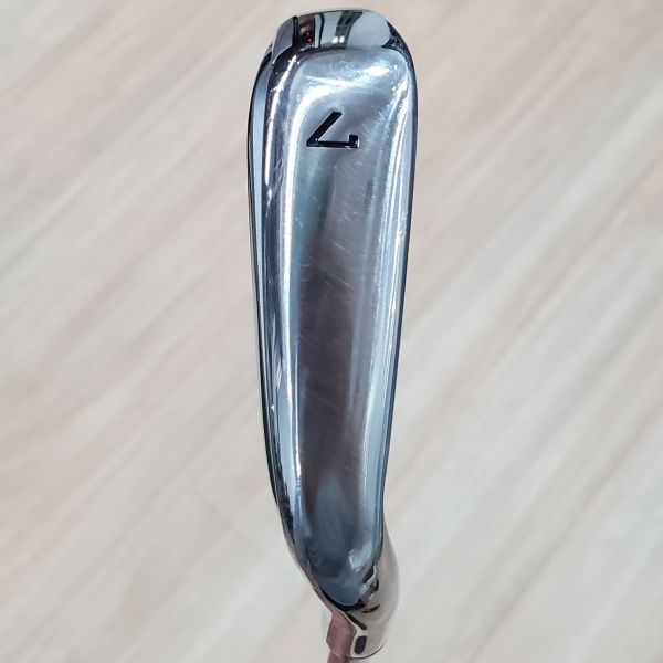 二手品Callaway(24) ᴘᴀʀᴀᴅʏᴍ Ai SMOKE ᴍᴀx ꜰᴀꜱᴛ(輕量版) 26° 7號鐵桿 搭配TENSEI 𝟦𝟢 47 R桿身