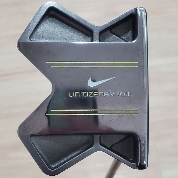 二手美品NIKE UNITIZED ARROW 33"推桿 