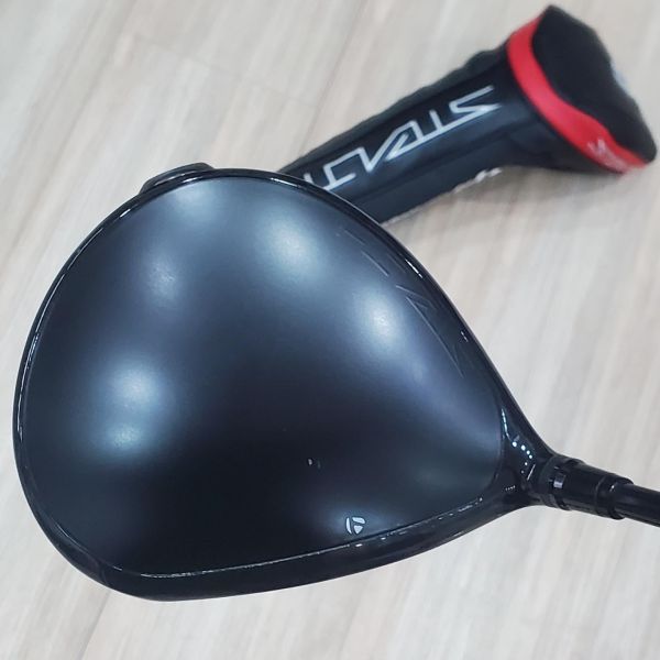 二手美品TaylorMade STEALTH 10.5°開球木桿 搭配TENSEI ʀᴇᴅ ᴛᴍ𝟧𝟢 57 S桿身 