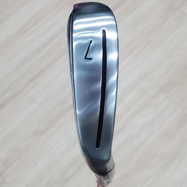 二手超美品TaylorMade Qi 28° 7號練習桿 搭配Diamana ʙʟᴜᴇ ᴛᴍ𝟨𝟢 60 R桿身 
