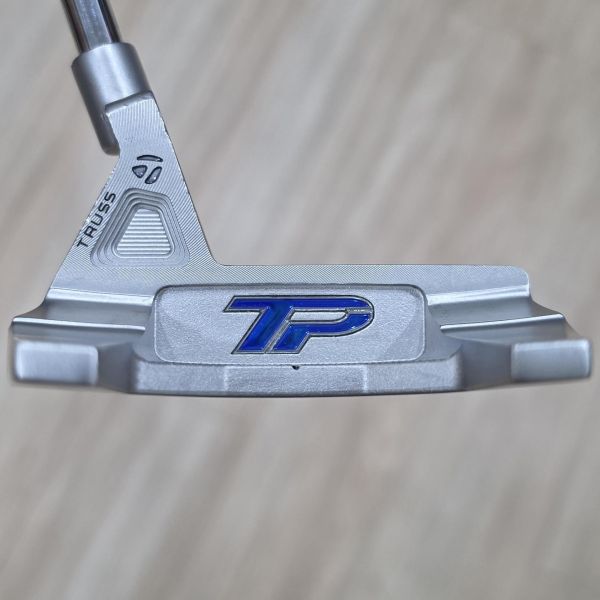 二手美品TaylorMade TP ᴄᴏʟʟᴇᴄᴛɪᴏɴ ʙᴀɴᴅᴏɴ ᴛᴍ𝟣 34"推桿 