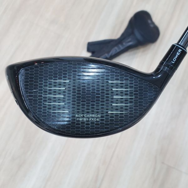 二手超美品TaylorMade STEALTH PLUS+ ʙʟᴀᴄᴋ(黑化版) 9°開球木桿 搭配特注KURO KAGE xᴍ𝟨𝟢 63 S桿身