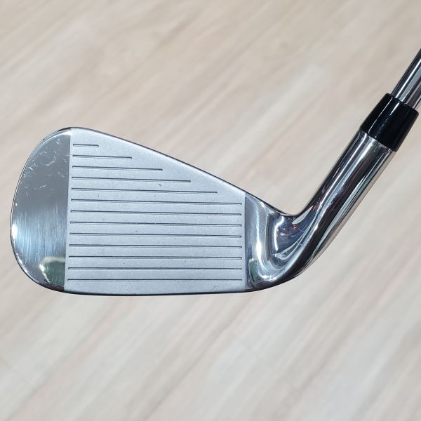 二手超美品Callaway(24) ᴘᴀʀᴀᴅʏᴍ Ai SMOKEʜʟ(高發射) 30° 7號鐵桿 N.S.Pro 950 neo 98 S桿身 
