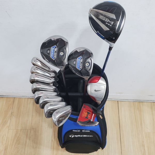 二手品TaylorMade SIM ᴍᴀx 10.5°開球木桿 搭配原廠特注高階Speeder 661 ᴇᴠᴏʟᴜᴛɪᴏɴ V 66 S桿身+SLDR S 15°/18° 3/5號球道木桿 搭配Speeder 65  65 R(美)桿身+NIKE CPR 26°小雞腿 搭配原廠 R桿身+SIM² ᴍᴀx 5-S(共8支)鐵桿組 搭配KBS MAX ᴍᴛ 85 93 S桿身+Spider GT ʀᴇᴅ 34"推桿 搭配近全新球袋 
