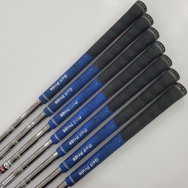 二手美品Callaway RAZR X ꜰᴏʀɢᴇᴅ· ·R· 4-P(共7支)鐵桿組 搭配N.S.Pro 950 94.5 R桿身 