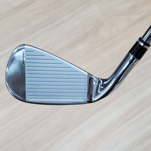 二手近新品TaylorMade ꜱᴛᴇᴀʟᴛʜ GLOIRE 27°7號鐵桿 搭配N.S.Pro 950 neo 98 S桿身 