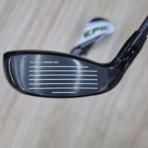 二手超美品Callaway EPIC Sᴜᴘᴇʀ Hʏʙʀɪᴅ 21° 4號小雞腿 搭配Diamana 𝟧𝟧 56 SR桿身 