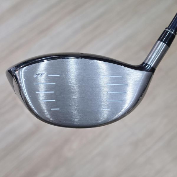 二手美品TaylorMade r7 𝟦𝟨𝟢 10.5°開球木桿 搭配S-TRIXX SHOCKWAVE R桿身 