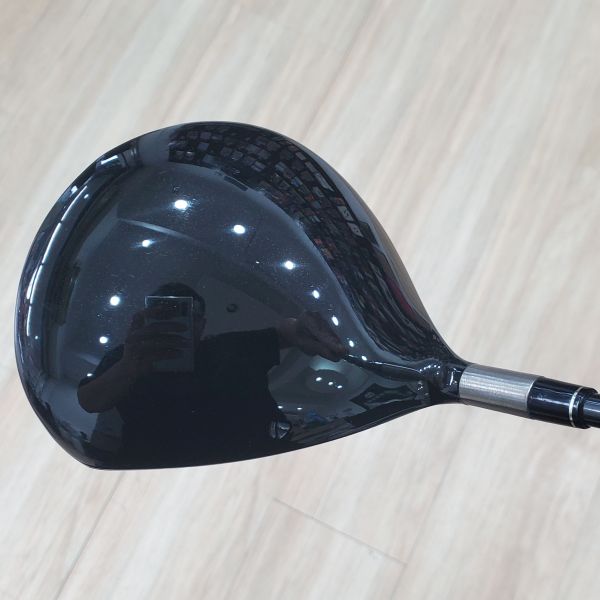 二手美品TaylorMade r7 𝟦𝟤𝟧 10.5°開球木桿 搭配RE*AX 65 R(美)桿身 