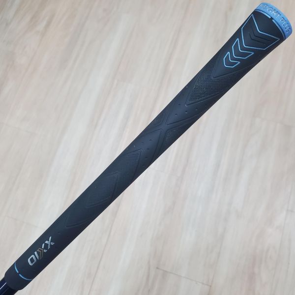 二手品 女生 女用XXIO 13 ʙʟᴜᴇ 30° 7號鐵桿 搭配ᴅꜱᴛ MP1300L 35 L桿身 