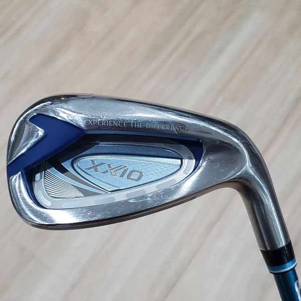 二手美品 女生 女用XXIO 12 30° 7號鐵桿 搭配ᴅꜱᴛ MP1200L 35 L桿身 