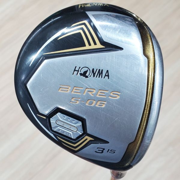 二手美品HONMA BERES S-06(2顆*) 15° 3號球道木桿 搭配ARMRQ X 47(2顆*) 47.5 R桿身 