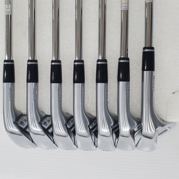 二手近新品PRGR 05/00 ꜰᴏʀɢᴇᴅ 6-56/𝟣𝟢°(共7支)鐵桿組 搭配N.S.Pro ꜱᴏꜰᴛ ꜱᴛᴇᴇʟ 𝟢𝟩𝟧 ᴍ𝟥𝟩/SSIII 76/96 R/W桿身