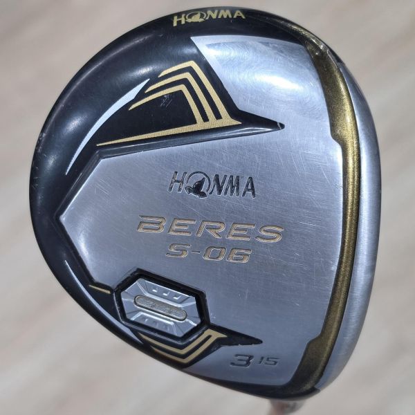 二手美品HONMA BERES S-06(2顆*) 15° 3號球道木桿 搭配ARMRQ X 𝟦𝟩(2顆*) 47.5 R桿身 