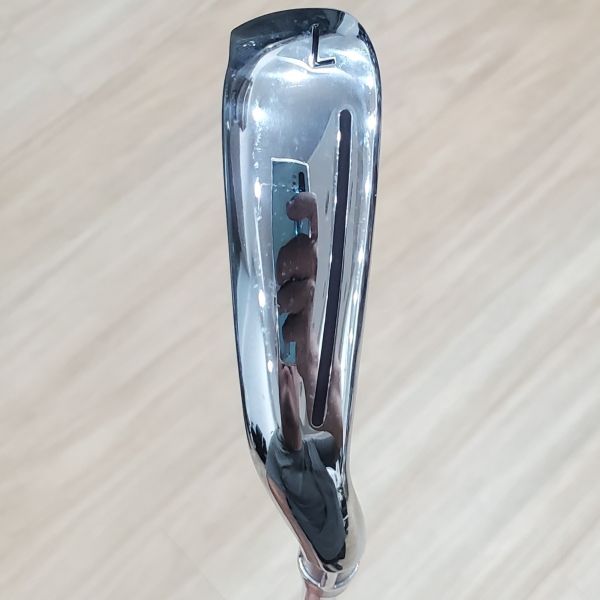 二手超美品TaylorMade ꜱᴛᴇᴀʟᴛʜ GLOIRE 27°7號鐵桿 搭配N.S.Pro 790 85 S桿身 