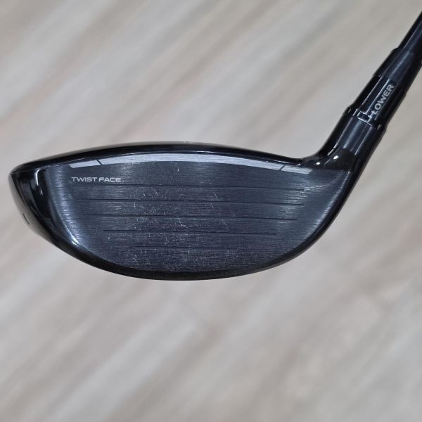 二手美品TaylorMade Qi10 ᴛᴏᴜʀ 15° 3號球道木桿 搭配特注、高階VENTUS ʙʟᴀᴄᴋ 𝟪-x VᴇʟᴏCᴏʀᴇ 89 X桿身 