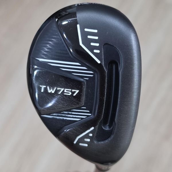 二手品HONMA ᴛ//ᴡᴏʀʟᴅ TW757 21° 4號小雞腿 搭配VIZARD 𝟧𝟢 63 S桿身 