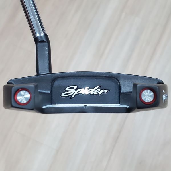 二手近新品TaylorMade Spider GT ꜱᴘʟɪᴛʙᴀᴄᴋ ʙʟᴀᴄᴋ ꜱᴍᴀʟʟ ꜱʟᴀɴᴛ 34"推桿 