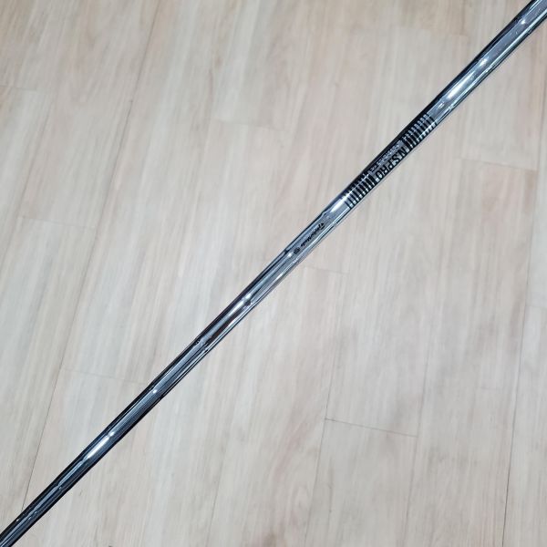 二手超美品TaylorMade Qi 28° 7號練習桿 搭配N.S.Pro 910 105 S桿身 