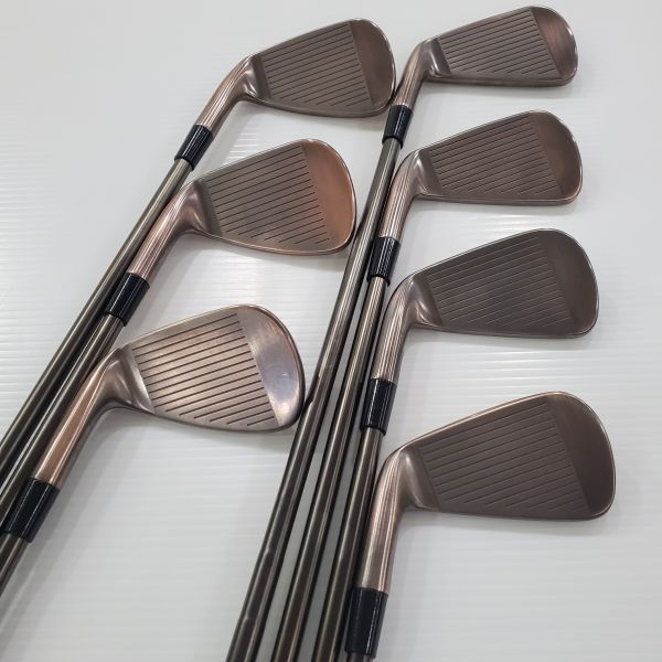 二手超美品TaylorMade(24) P790 Aged Copper(古銅限定版) ɪᴠ 4-P(共7支)鐵桿組 搭配N.S.Pro ʙʟᴀᴄᴋ(黑色限定版) 950 neo 98S桿身 