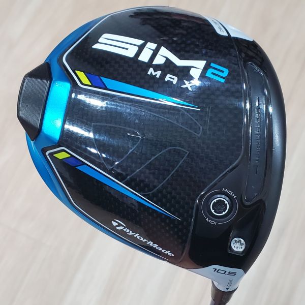 二手超美品TaylorMade SIM² ᴍᴀx 10.5°開球木桿 搭配特注Diamana TB 60 64 S桿身 