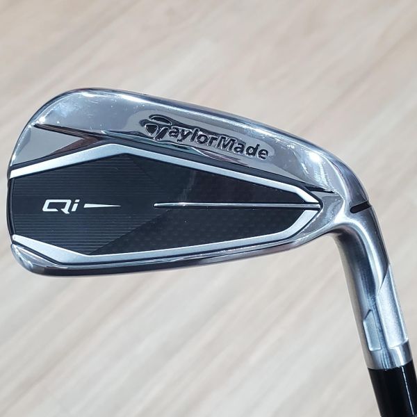 二手超美品TaylorMade Qi 28° 7號鐵桿 搭配N.S.Pro 910 105 S桿身 