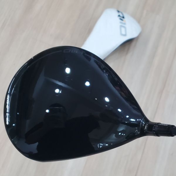 二手近新品TaylorMade(24) Qi10 ʟꜱ 10.5°開球木桿 搭配Diamana ꜱɪʟᴠᴇʀ ᴛᴍ𝟧𝟧 56 S桿身 