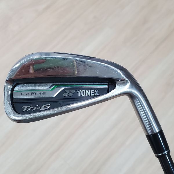 二手美品YONEX ᴇᴢᴏɴᴇ Tri-G 21° 4號鐵桿 搭配NST310 45 R桿身 