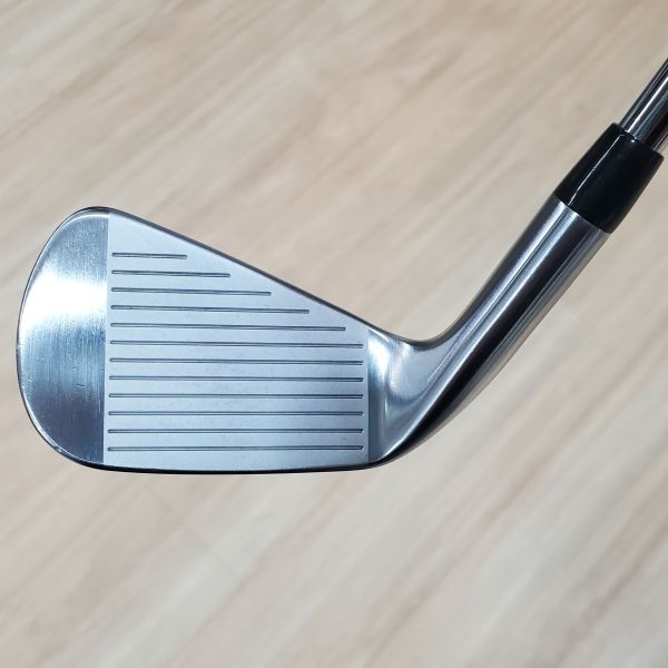 二手超美品Titleist 620 CB 34° 7號鐵桿 搭配AMT ᴛᴏᴜʀ ᴡʜɪᴛᴇ ꜱ𝟤𝟢𝟢 119.5 S桿身 