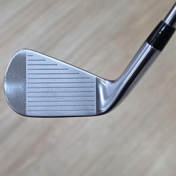 二手美品Titleist T100 ꜰᴏʀɢᴇᴅ 33° 7號鐵桿 搭配N.S.Pro 𝟪𝟪𝟢 ᴀᴍᴄ 100.5 S桿身 