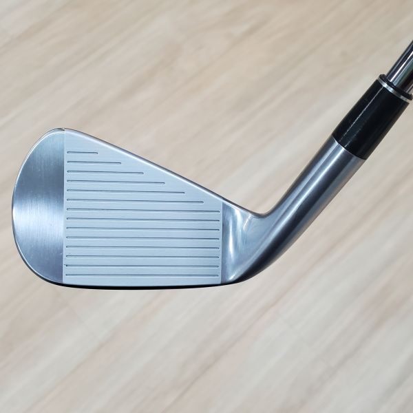 二手近新品SRIXON Z-ꜰᴏʀɢᴇᴅ 33° 7號鐵桿 搭配Dynamic Gold  S200 ᴅ.ꜱ.ᴛ. 112 S桿身 