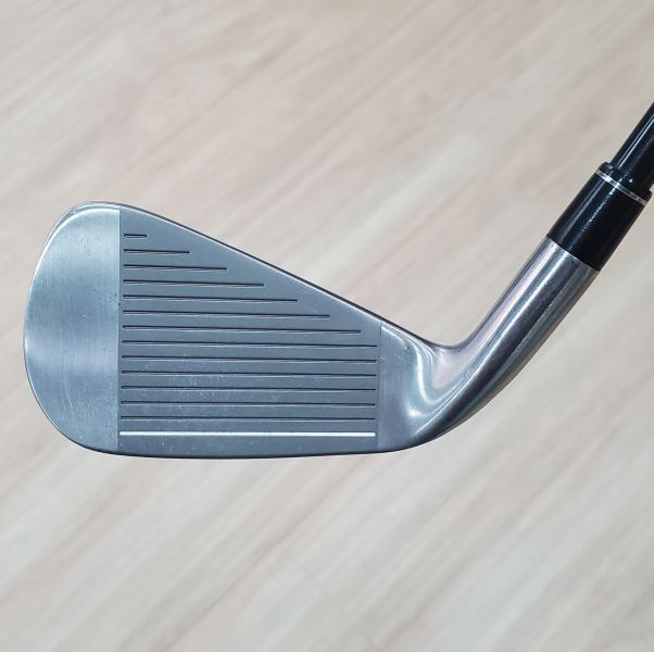 二手美品YONEX ᴇᴢᴏɴᴇ Tri-G 21° 4號鐵桿 搭配NST310 45 R桿身 
