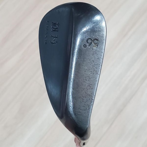 二手美品KENMOCHI 釼持 56/11°挖起桿 搭配DG SPINNER 124 S桿身 