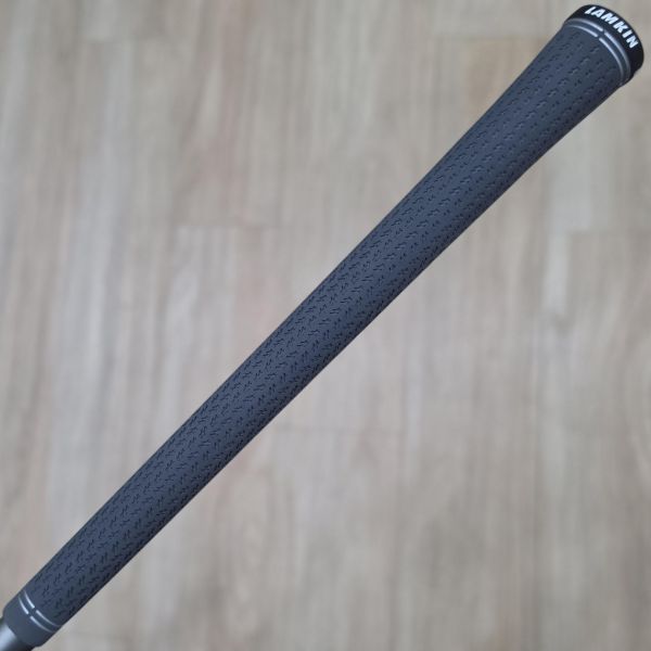 二手近新品TaylorMade(25) Qi ᴍᴀx ʟɪᴛᴇ(輕量版) 26.5° 7號鐵桿 搭配AIR SPEEDER 55 SR桿身 